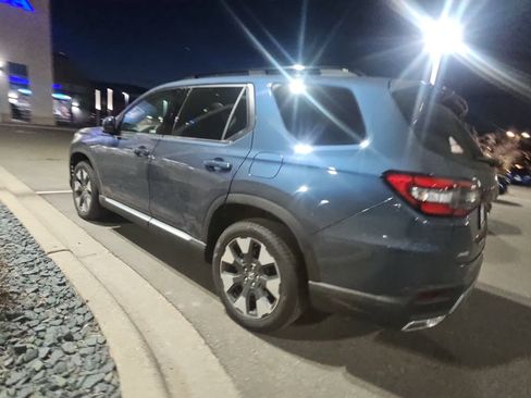 Used 2026 Honda Pilot Elite image 4