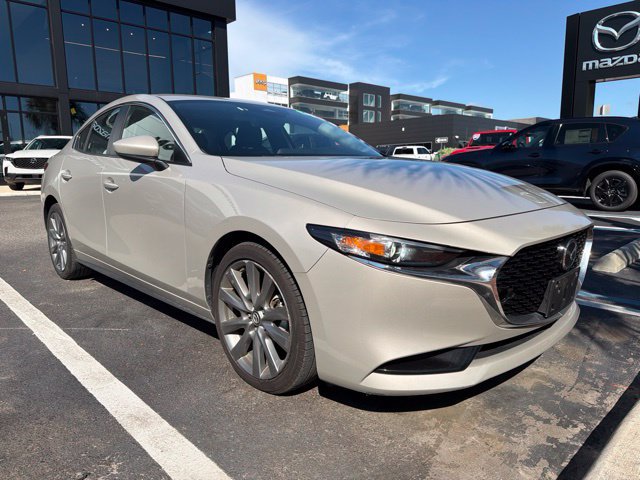 Used 2025 MAZDA MAZDA3 s FWD image 1