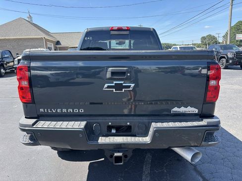 Used 2019 Chevrolet Silverado 2500 High Country w/ Duramax Plus Package AWD/4WD image 6