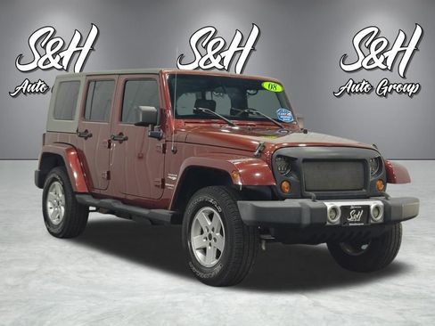 Used 2008 Jeep Wrangler Unlimited Sahara image 2