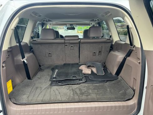Used 2014 Lexus GX 460 w/ Premium Package AWD/4WD image 26