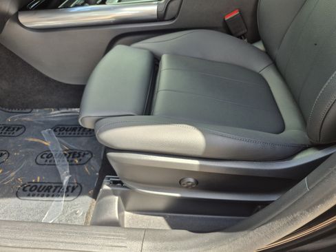 Used 2026 Mercedes-Benz GLA 250 image 22