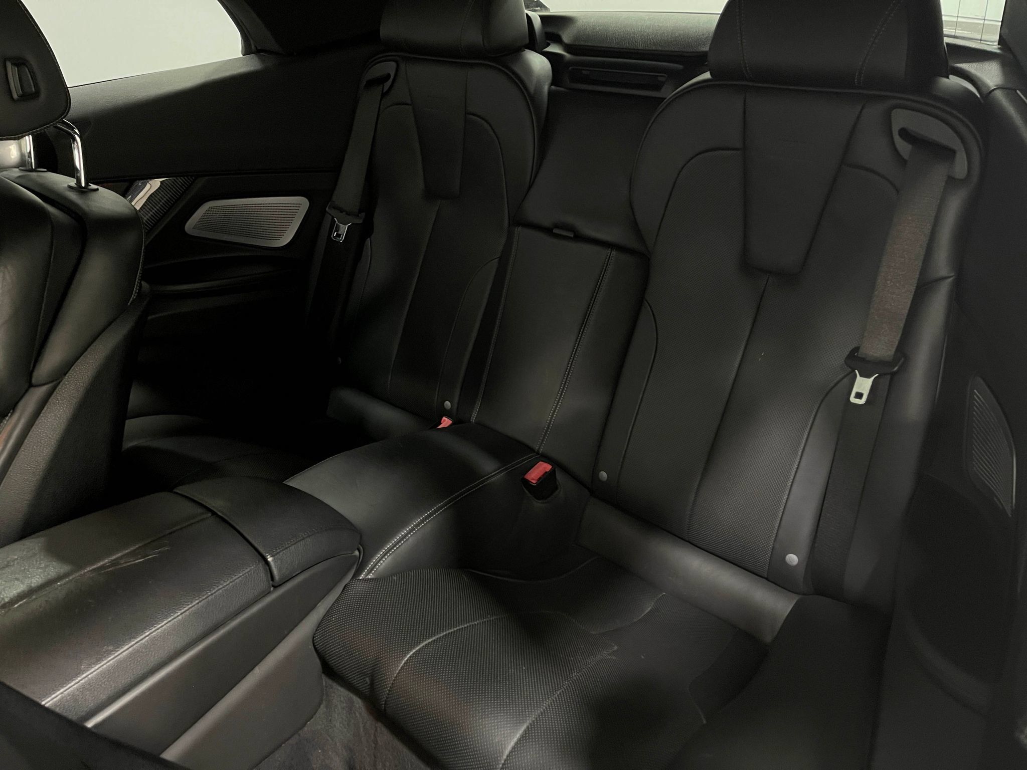 Used 2015 BMW M6 Convertible RWD image 29