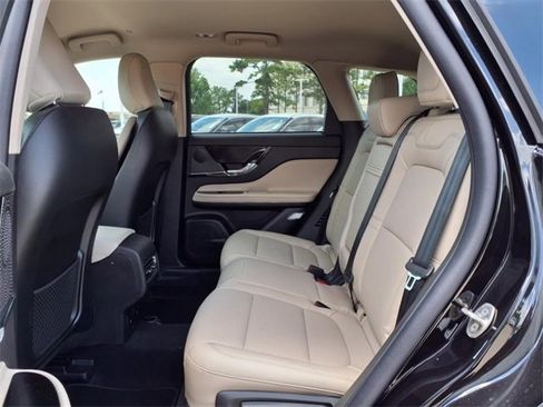 New 2025 Lincoln Corsair FWD w/ Equipment Group 101A image 13