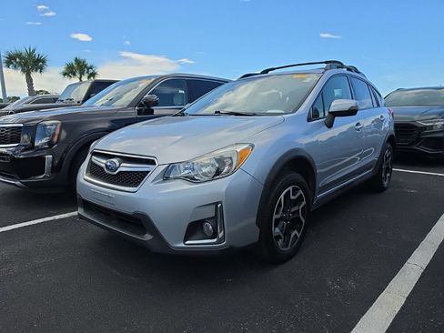 Used 2017 Subaru Crosstrek 2.0i Limited AWD/4WD image 4