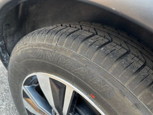 Used 2023 Nissan Murano SV image 21