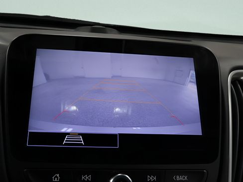 Used 2021 Chevrolet Malibu LS FWD image 12
