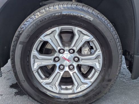 Used 2025 GMC Sierra 1500 SLT RWD image 30