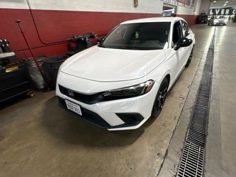 Used 2022 Honda Civic Sport image 1