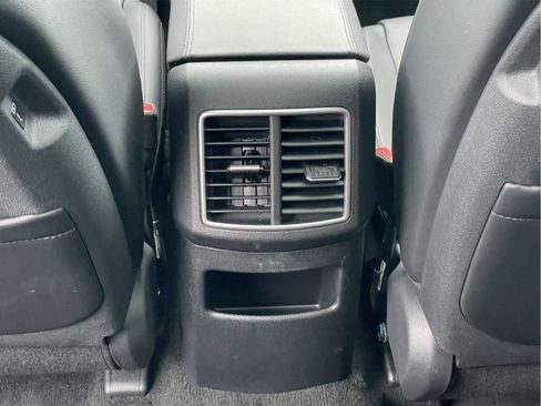 Used 2026 Kia Sportage X-Line w/ X-Line Premium Package AWD/4WD image 19