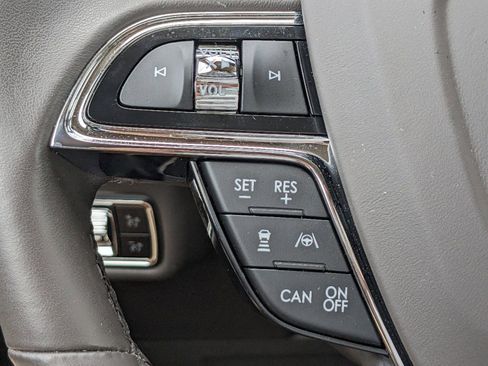 Certified 2023 Lincoln Nautilus Reserve w/ Equipment Group 202A image 27