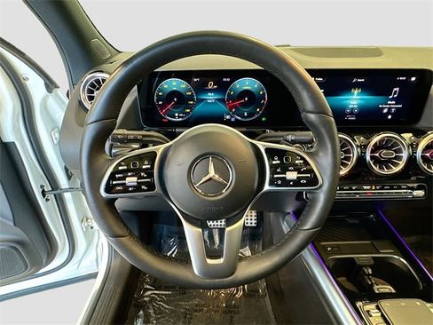 Certified 2022 Mercedes-Benz GLA 250 4MATIC w/ AMG Line image 11