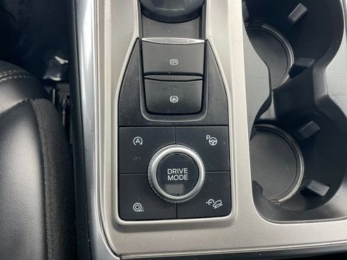 Certified 2021 Ford Explorer Platinum w/ Equipment Group 601A image 26