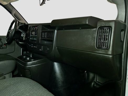 Used 2024 Chevrolet Express 2500 w/ Driver Convenience Package image 23