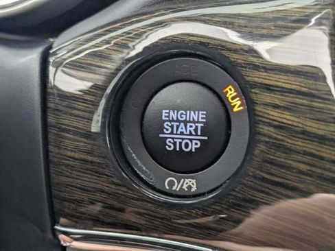 Used 2021 Jeep Grand Cherokee Summit RWD image 24