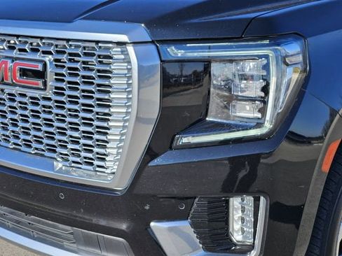 Used 2021 GMC Yukon Denali w/ Denali Ultimate Package image 9
