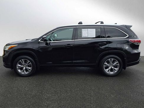 Used 2015 Toyota Highlander XLE image 6