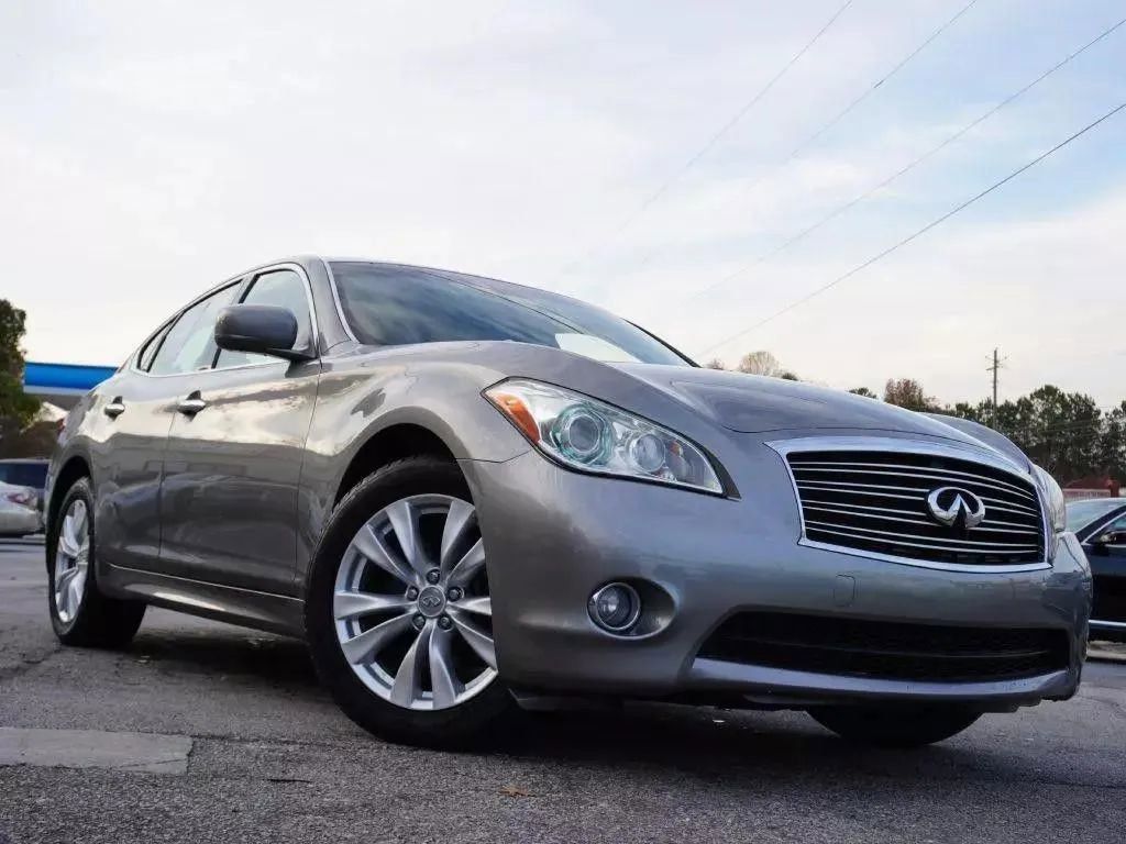 Used 2011 INFINITI M37 w/ Premium Pkg RWD image 11