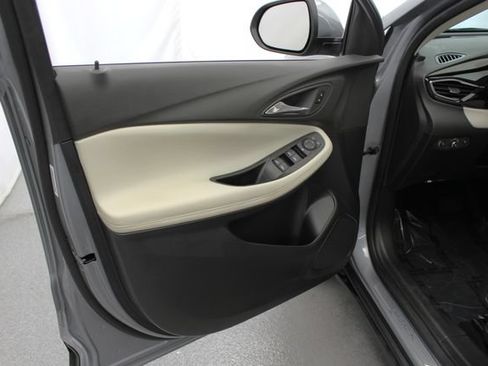 Used 2023 Buick Encore GX Preferred w/ Cold Weather Comfort Package FWD image 15