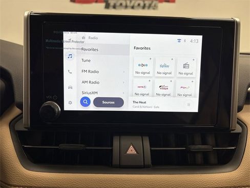 Used 2025 Toyota RAV4 LE image 17