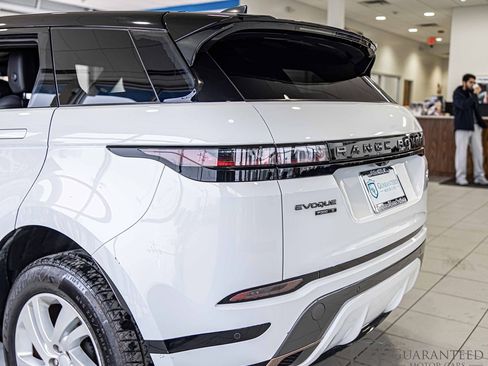 Used 2020 Land Rover Range Rover Evoque R-Dynamic S image 14