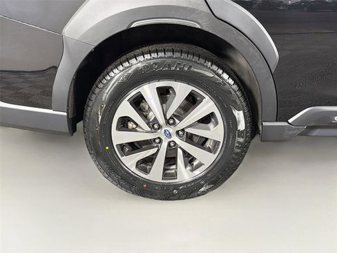 Used 2024 Subaru Outback AWD/4WD image 31
