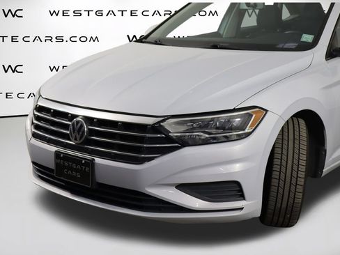 Used 2019 Volkswagen Jetta FWD image 45