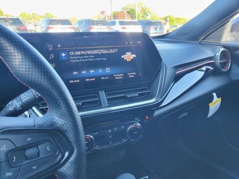 Certified 2024 Chevrolet Trax RS w/ Driver Confidence Package FWD image 27