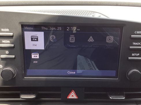 Used 2025 Hyundai Elantra Sport FWD image 17