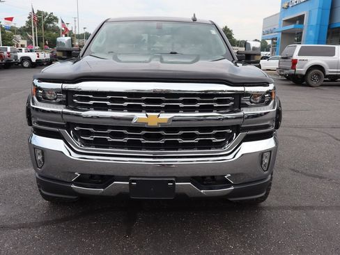 Used 2018 Chevrolet Silverado 1500 LTZ w/ Sport Package AWD/4WD image 30