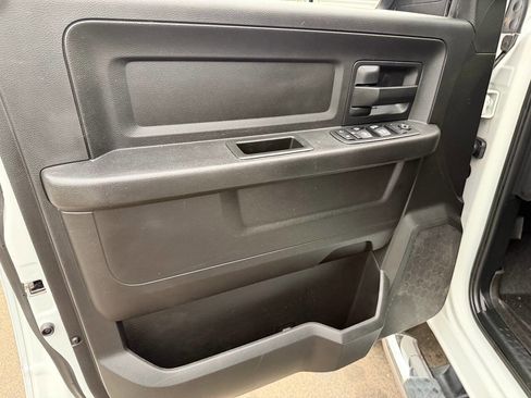 Used 2017 RAM 3500 Tradesman w/ Chrome Appearance Group image 24