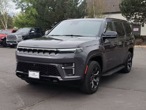 New 2026 Jeep Grand Wagoneer 4WD image 4