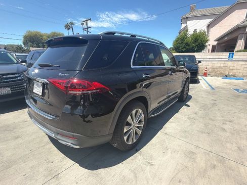 Used 2020 Mercedes-Benz GLE 350 4MATIC w/ Premium Package image 6