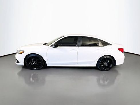 Used 2024 Honda Civic Sport image 5