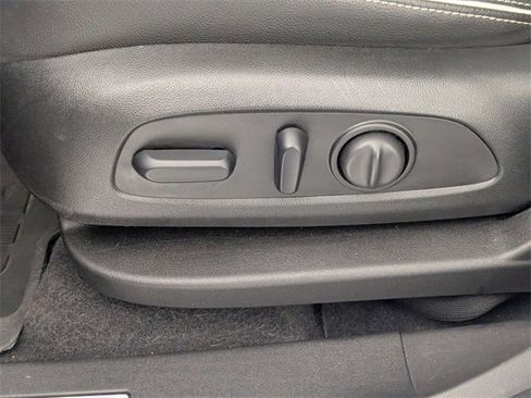 Used 2020 GMC Terrain Denali w/ Denali Premium Package image 15