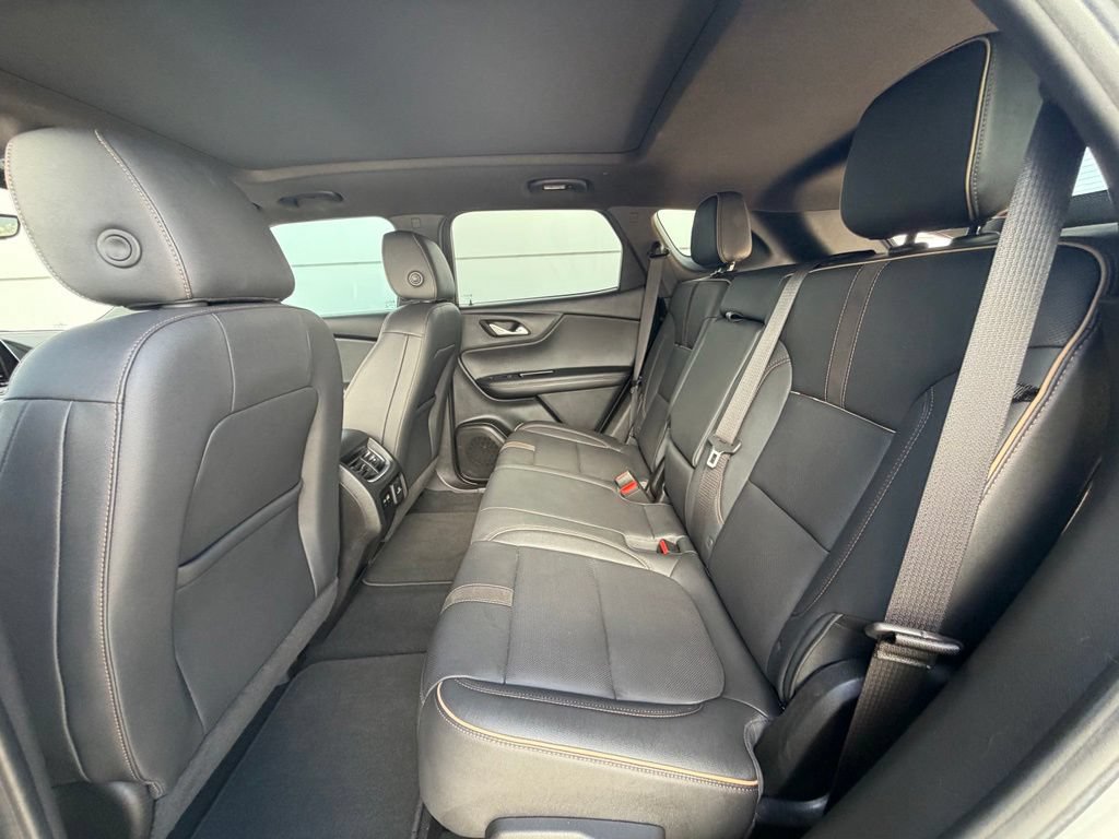 Used 2022 Chevrolet Blazer Premier w/ Enhanced Convenience Package AWD/4WD image 21