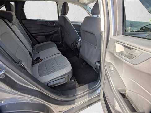 Used 2022 Ford Escape SE w/ Convenience Package image 12