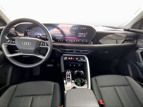 Certified 2025 Audi Q5 Premium w/ Convenience Package AWD/4WD image 16