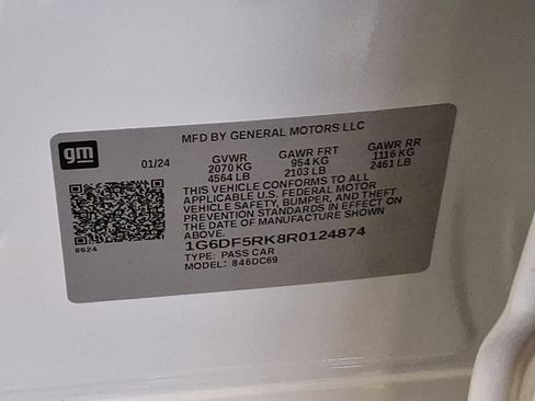 Used 2024 Cadillac CT4 Premium Luxury image 28