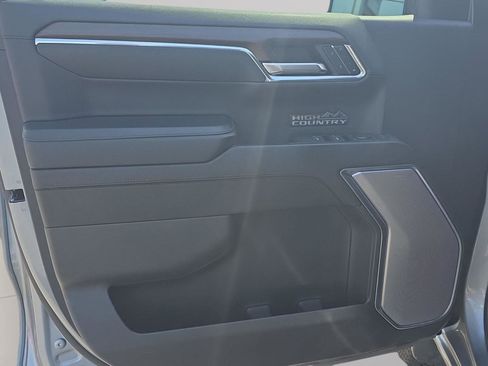 Used 2024 Chevrolet Silverado 1500 High Country w/ Technology Package image 76