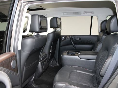 Used 2023 Nissan Armada Platinum w/ Captain's Chairs Package image 19