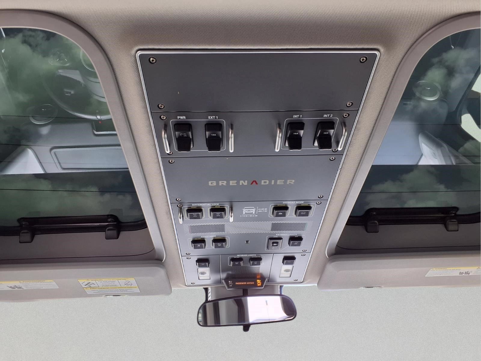 Used 2024 INEOS Grenadier Station Wagon AWD/4WD image 16