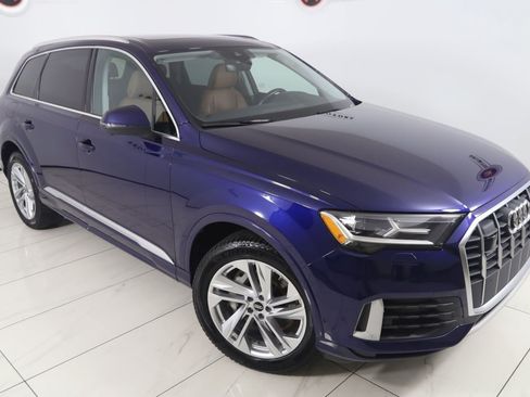 Used 2023 Audi Q7 3.0T Premium Plus w/ Premium Plus Package AWD/4WD image 19