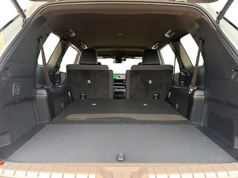 New 2026 Lexus TX 500h AWD image 28