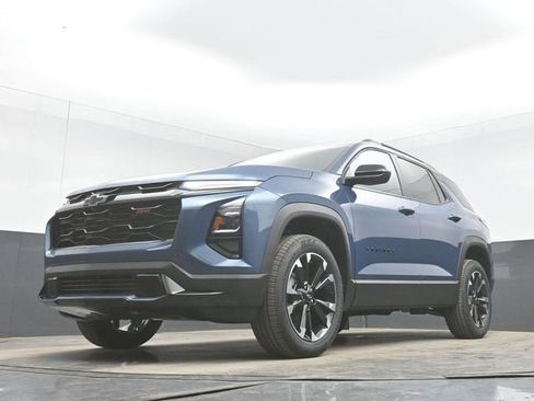 New 2026 Chevrolet Equinox RS AWD/4WD image 43