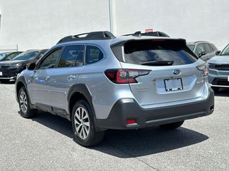 Used 2025 Subaru Outback Premium AWD/4WD video 2