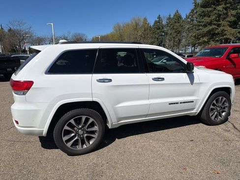 Used 2018 Jeep Grand Cherokee Overland image 6