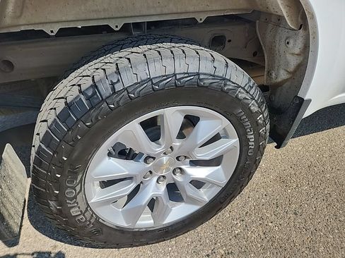 Certified 2022 Chevrolet Silverado 1500 Custom AWD/4WD image 42