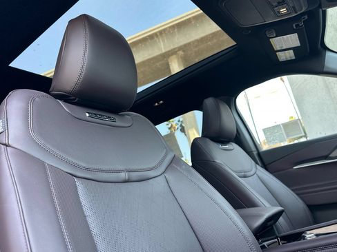 New 2026 Ford Explorer Platinum RWD image 17