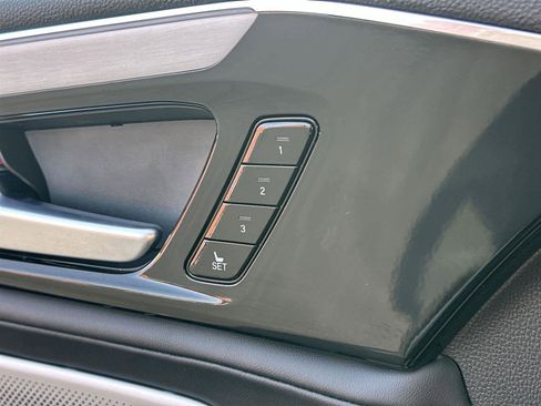 Used 2025 Acura MDX FWD w/ Technology Package image 30